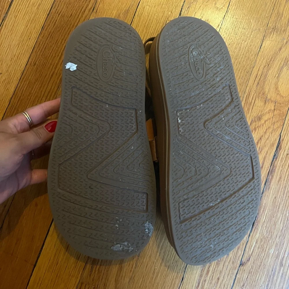 Chaco Tan Leather Strappy Platform Sandals - Picture 5 of 7